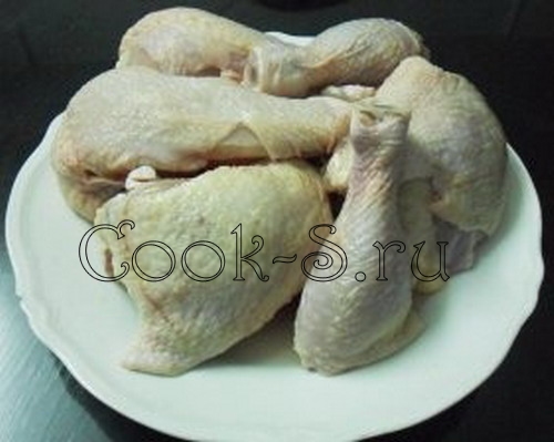 Курица с картошкой в горшочках - нарезать курицу