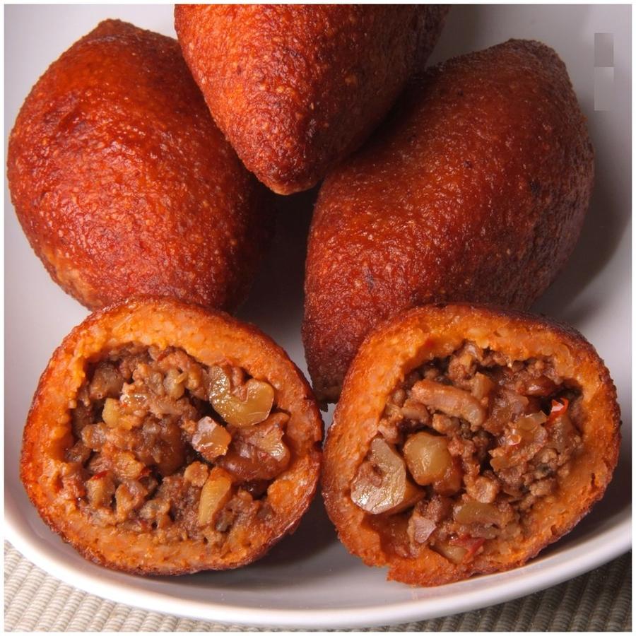 2. Ичли кёфте / Icli Kofte Ичли кёфте (Icli Kofte) – традиционное турецкое блюдо: маленькие, жареные