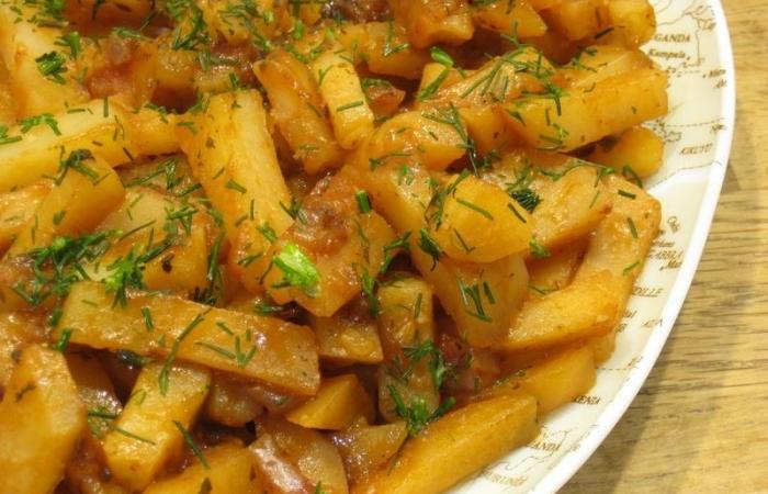 Лучшие блюда в мультиварке - запеченный картофель