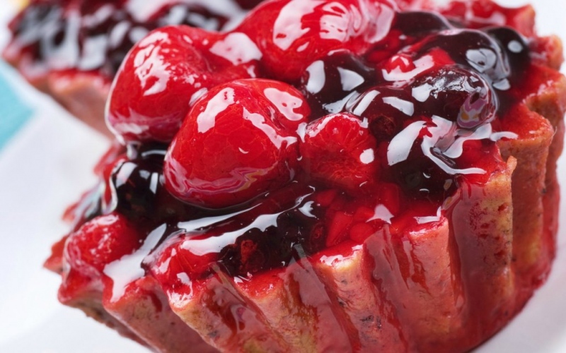 Десерт с ягодами