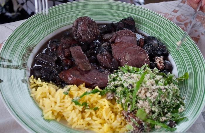 Аппетитные блюда бразильской национальной кухни
