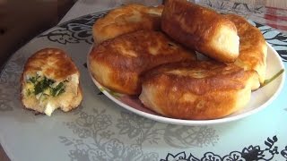 Пирожки жаренные с зеленым луком и яйцом