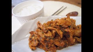 Простые корейские рецепты: джеюк поккым (제육볶음) жареная свинина с овощами
