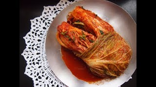 Корейская кухня: бэчу кимчи (배추김치) или кимчи из пекинской капусты.