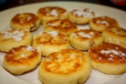 Сырники с изюмом (без яиц)