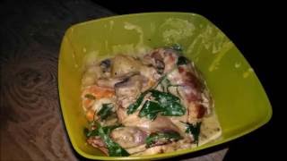 Блюда в казане: тушеный кролик с грибами и картофелем