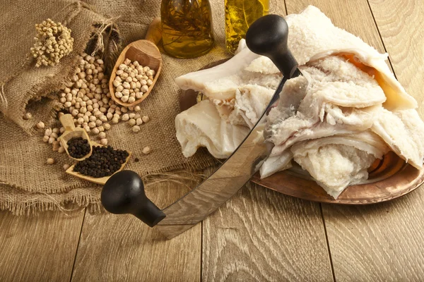 Традиционный турецкий суп iskembe овец рубец, Хаггис ингредиент с концепции фон на деревянный стол — стоковое фото