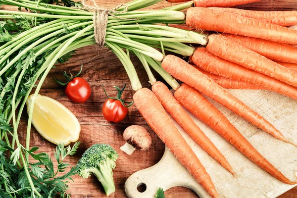 Пучок моркови в Установка Кулинария — стоковое фото