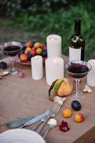 Candles Red Wine Table Garden Romantic Dinner — стоковое фото