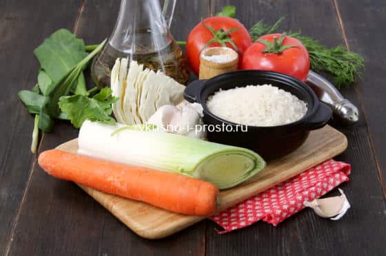 Ингредиенты для риса с овощами на сковороде