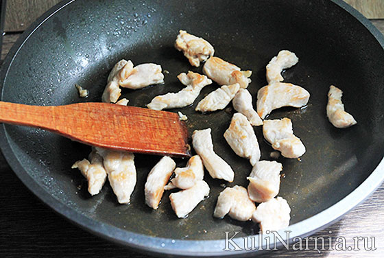 Как готовить рисовую лапшу с курицей