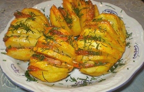 Картофель с салом