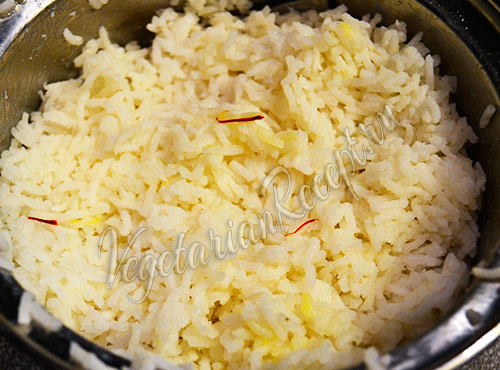 рис с шафрановым молоком