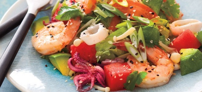 салат из морепродуктов рецепт