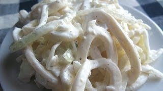 Вкусный Салат из кальмаров с луком и яйцом