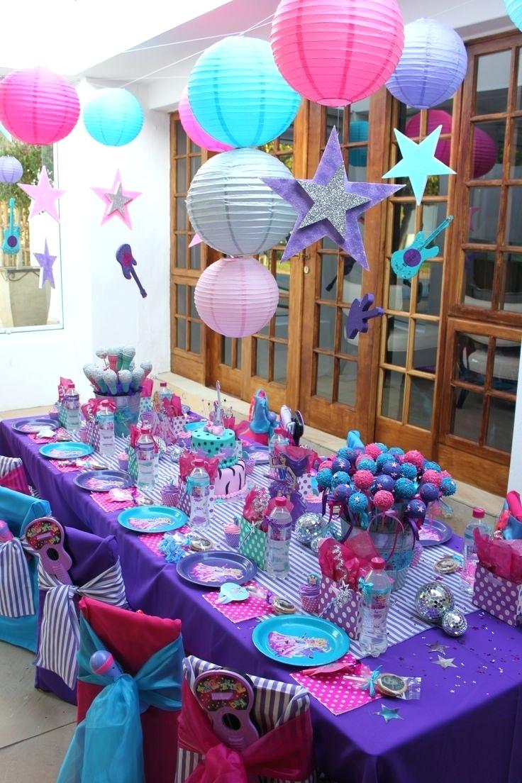 Украшение детского праздничного стола в фиолетовом цвете